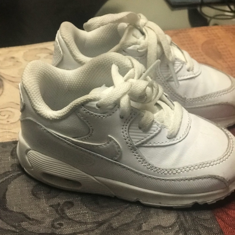 Nike - Picture 2 of 2